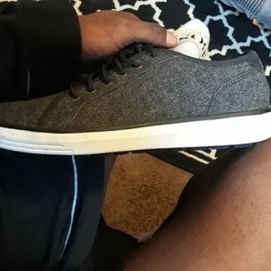 mens skechers memory foam shoes